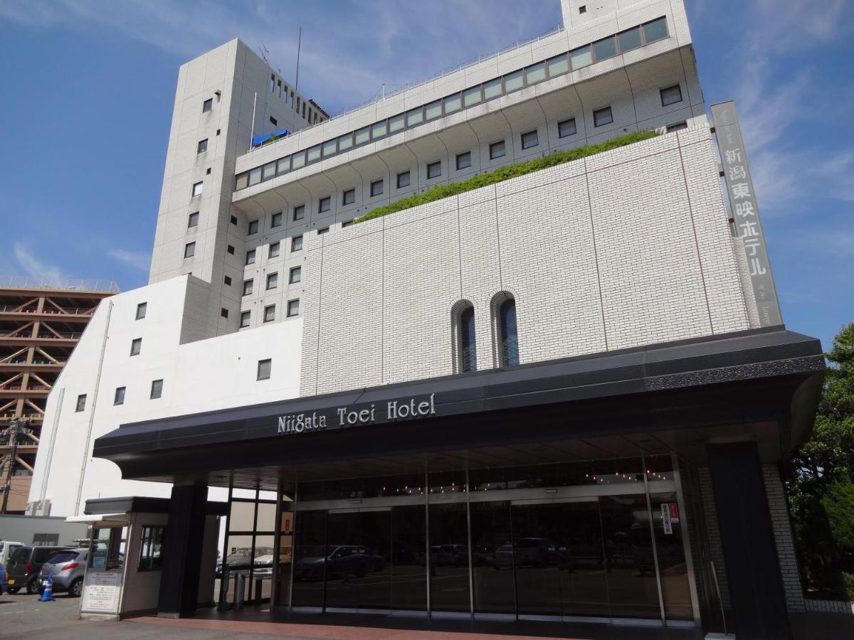 นีงาตะ โทเออิ โฮเต็ล Hotel ภายนอก รูปภาพ