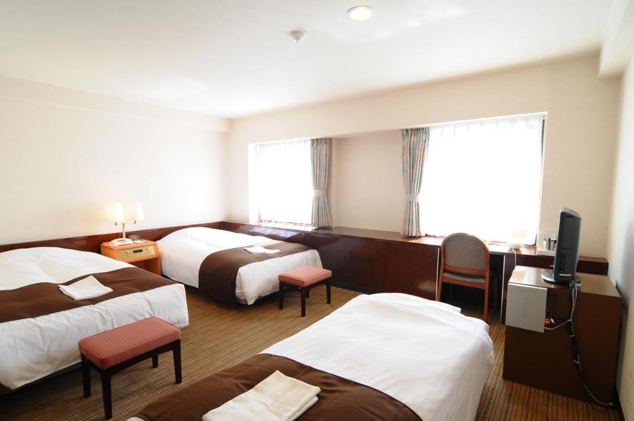 นีงาตะ โทเออิ โฮเต็ล Hotel ภายนอก รูปภาพ